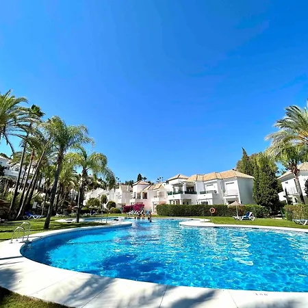 Апартаменти Modern 2br - Terrace&pool - Golf Area Puerto Banus